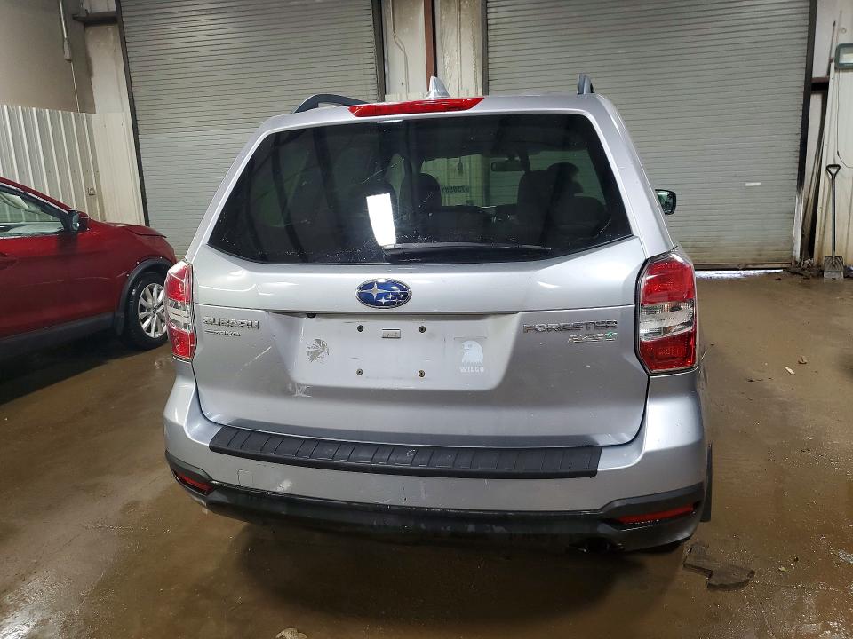 Photo 6 from auction – 2016 SUBARU FORESTER 2 with VIN JF2SJADC3GH411258