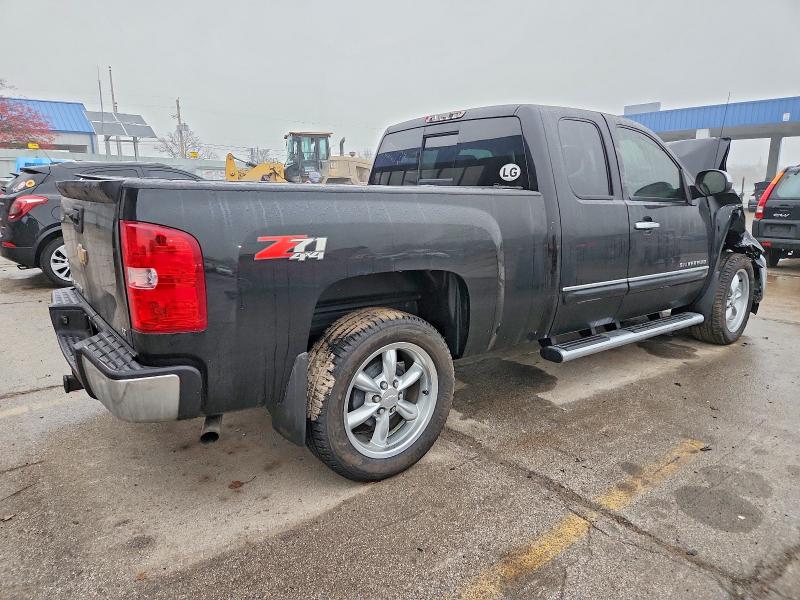 Photo 3 from auction – 2013 CHEVROLET SILVERADO with VIN 1GCRKSE78DZ382167