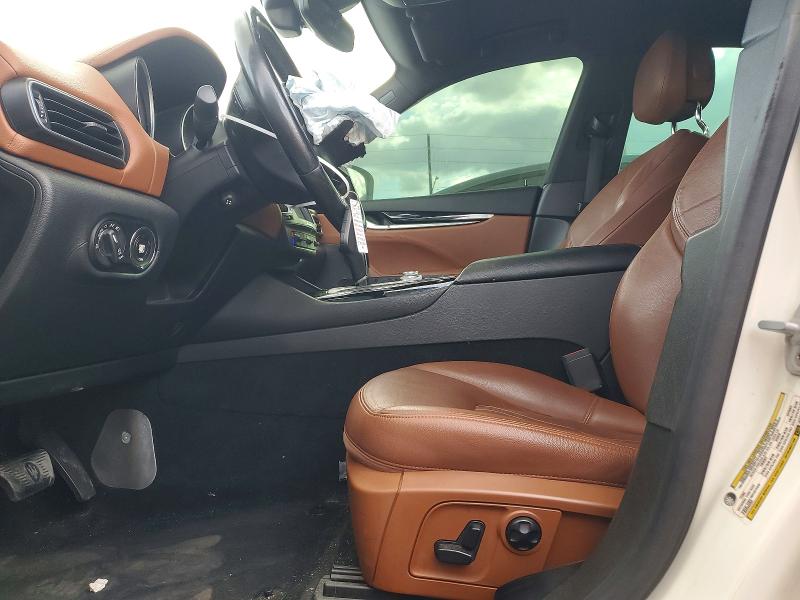 Photo 7 from auction – 2018 MASERATI LEVANTE with VIN ZN661XUA7JX296161