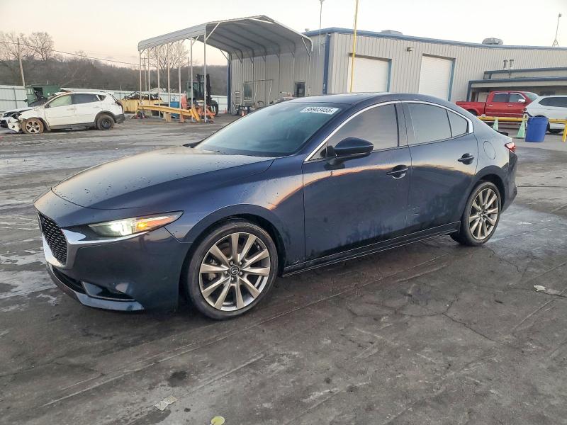 MAZDA 3 PREMIUM 2020 with VIN JM1BPAEM5L1169337 - Photo from auction