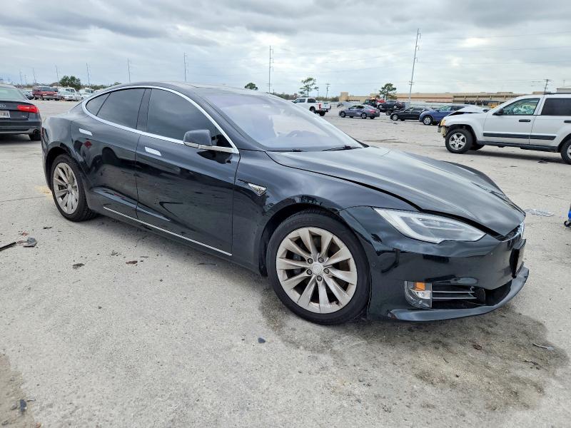 Photo 4 from auction – 2016 TESLA MODEL S with VIN 5YJSA1E22GF159183