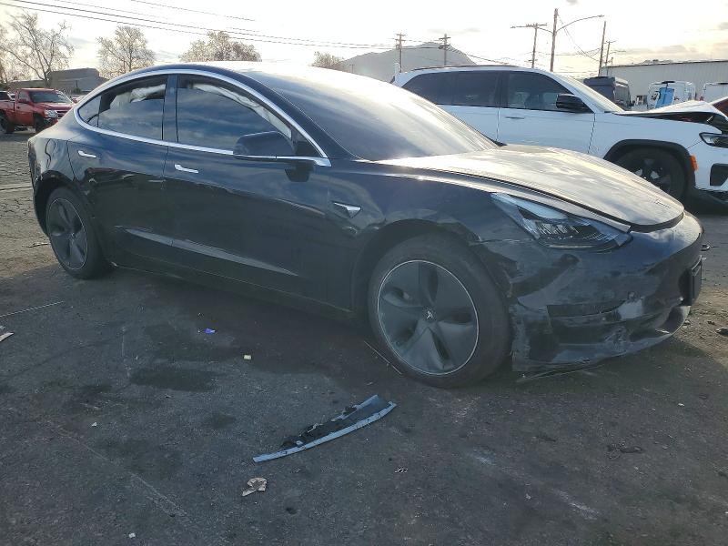 Photo 4 from auction – 2019 TESLA MODEL 3 with VIN 5YJ3E1EA7KF399063