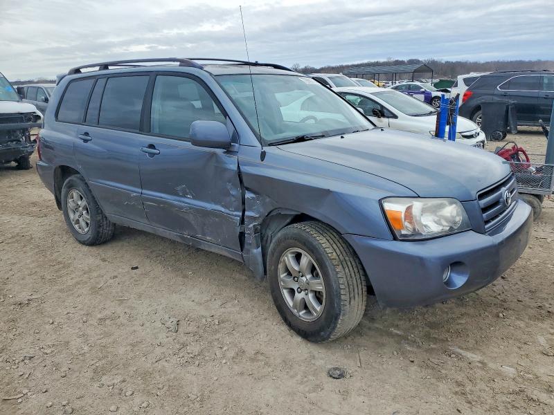Photo 4 from auction – 2006 TOYOTA HIGHLANDER with VIN JTEGP21A560102122