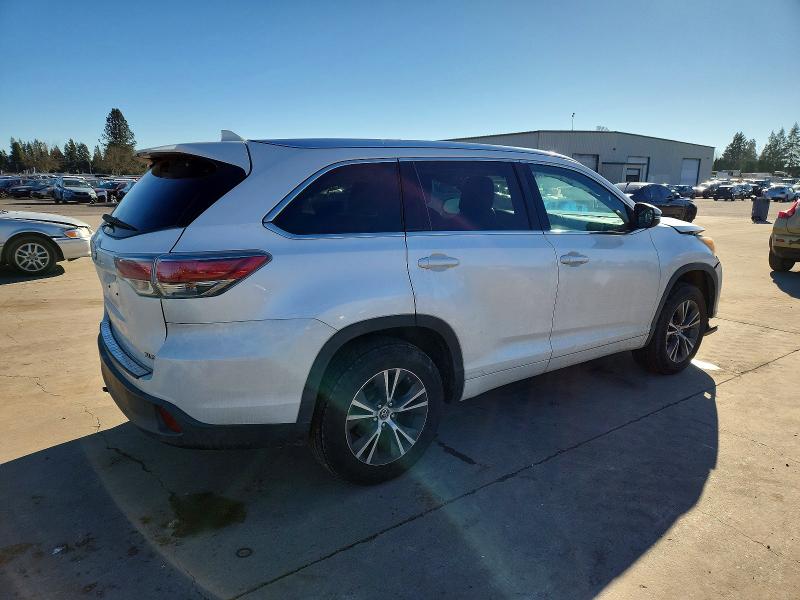 Photo 3 from auction – 2016 TOYOTA HIGHLANDER with VIN 5TDKKRFH9GS146165