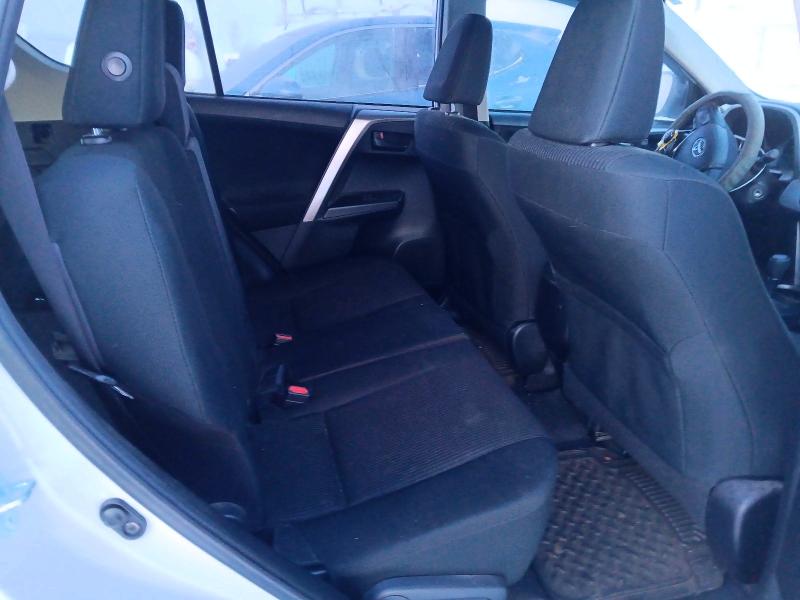 Photo 10 from auction – 2017 TOYOTA RAV4 LE with VIN JTMZFREV3HJ111310