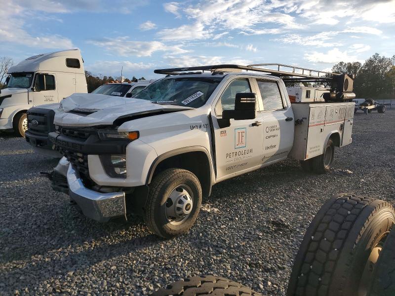 CHEVROLET SILVERADO 2021 with VIN 1GB4WREY6MF162905 - Photo from auction
