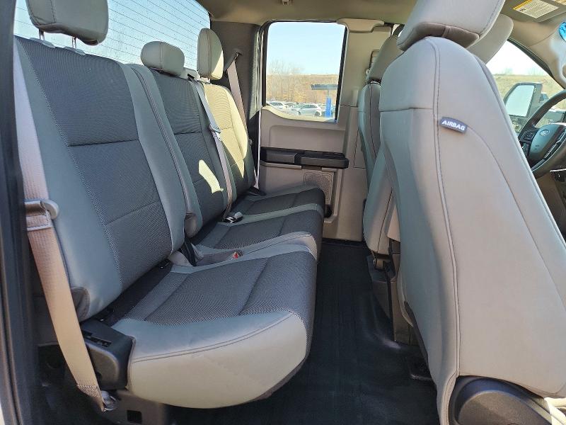 Photo 10 from auction – 2018 FORD F150 with VIN 1FTFX1E57JKD47363