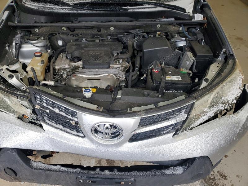 Photo 12 from auction – 2015 TOYOTA RAV4 XLE with VIN JTMRFREV1FD122902
