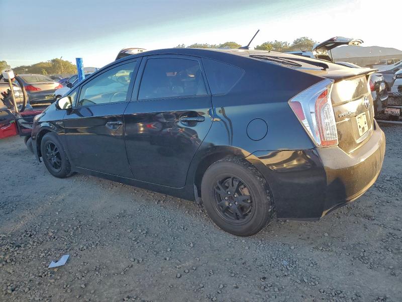 Photo 2 from auction – 2014 TOYOTA PRIUS with VIN JTDKN3DU4E0377558