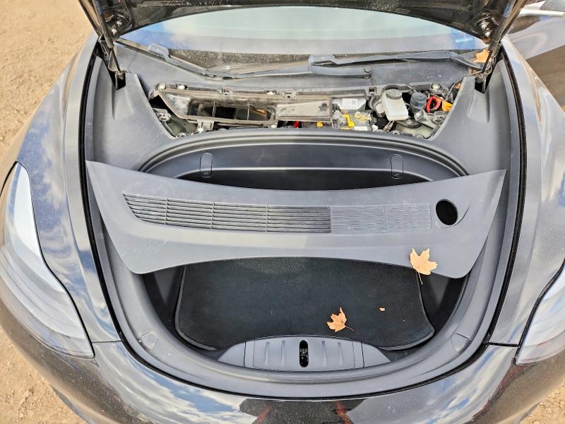 Photo 11 from auction – 2018 TESLA MODEL 3 with VIN 5YJ3E1EB6JF135761