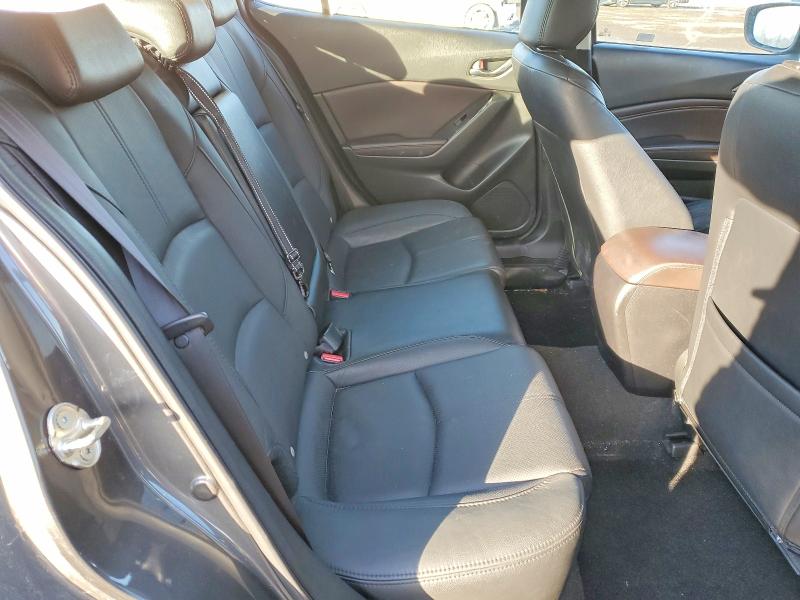 Photo 10 from auction – 2018 MAZDA 3 with VIN 3MZBN1W35JM160310