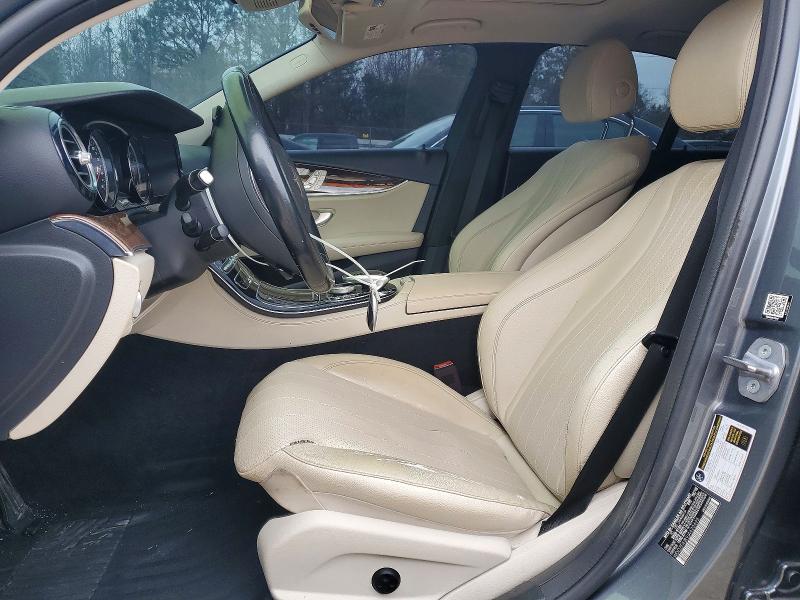 Photo 7 from auction – 2018 MERCEDES-BENZ E 300 with VIN WDDZF4JB9JA423495