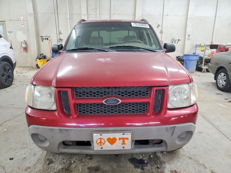 Photo 5 from auction – 2001 FORD EXPLORER S with VIN 1FMZU67E11UC66536