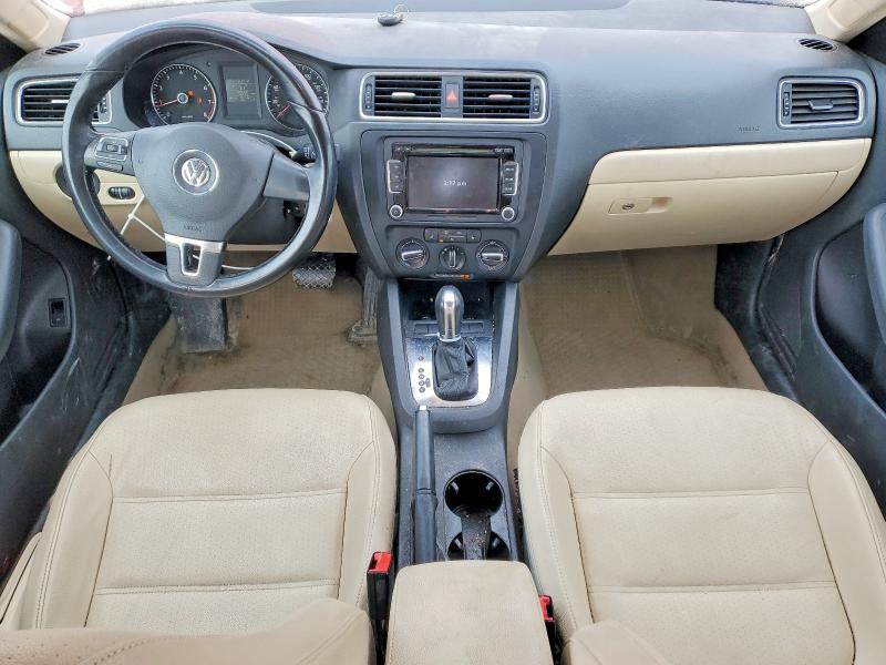 Photo 8 from auction – 2012 VOLKSWAGEN JETTA with VIN 3VWDX7AJ7CM348969