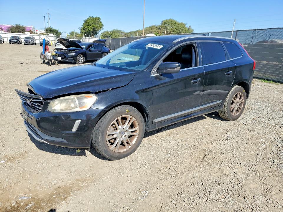VOLVO XC60 3.2 2014 with VIN YV4940DL0E2515640 - Photo from auction