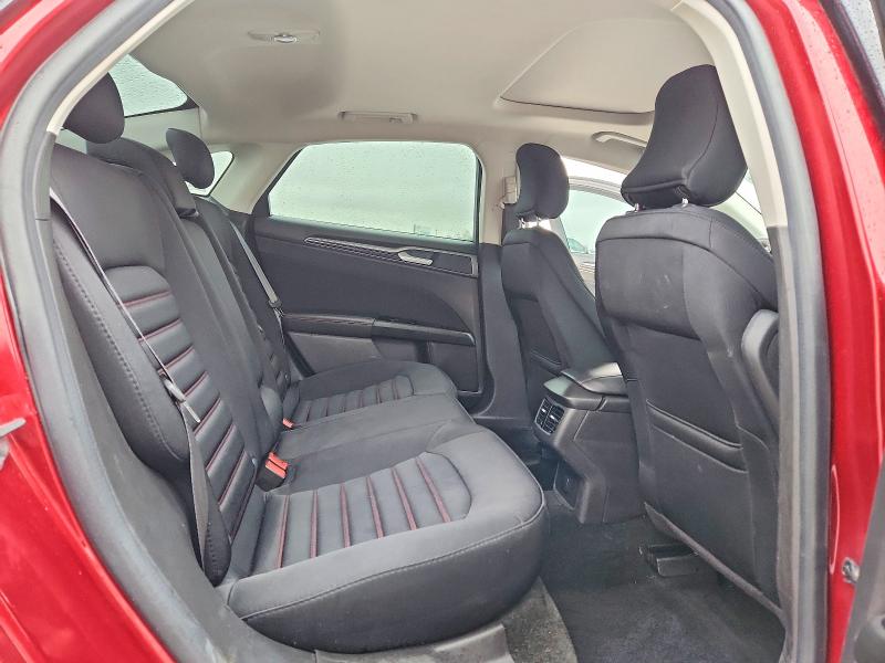 Photo 10 from auction – 2016 FORD FUSION with VIN 3FA6P0HD3GR394901