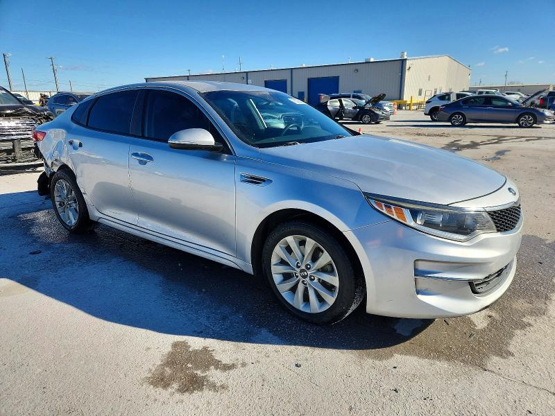 Photo 4 from auction – 2016 KIA OPTIMA LX with VIN 5XXGT4L34GG036432