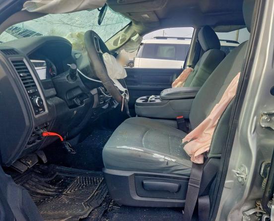 Photo 7 from auction – 2017 RAM 1500 ST with VIN 1C6RR7FG2HS734852