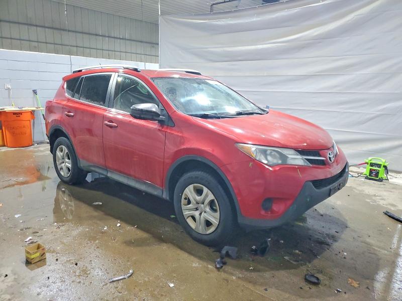 Photo 4 from auction – 2015 TOYOTA RAV4 LE with VIN JTMBFREV5FJ041646