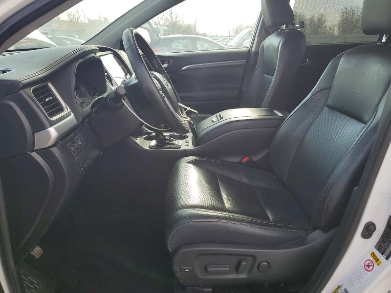 Photo 7 from auction – 2019 TOYOTA HIGHLANDER with VIN 5TDDZRFH3KS991879