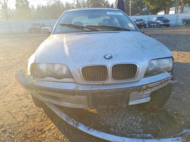 Photo 5 from auction – 2001 BMW 325 I with VIN WBAAV33421EE77054