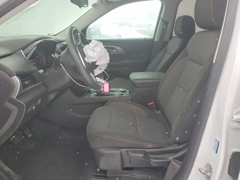 Photo 7 from auction – 2018 CHEVROLET TRAVERSE L with VIN 1GNERFKW3JJ134455