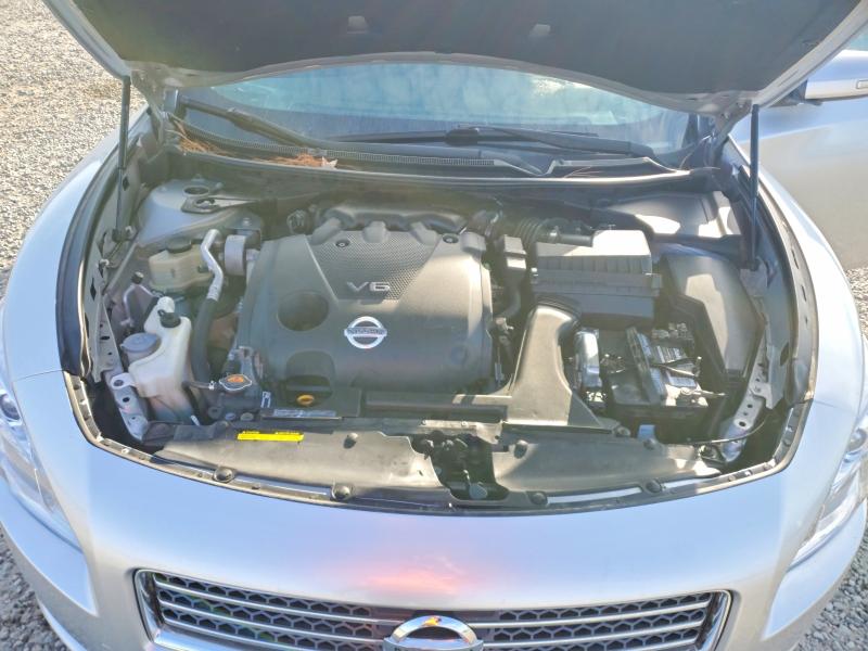 Photo 11 from auction – 2010 NISSAN MAXIMA with VIN 1N4AA5AP4AC825670