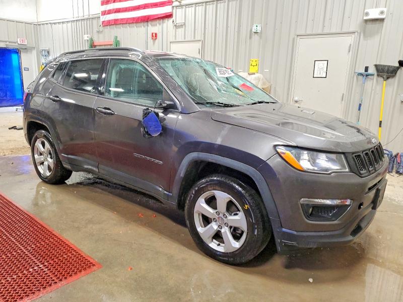 Photo 4 from auction – 2019 JEEP COMPASS LA with VIN 3C4NJDBB4KT840068