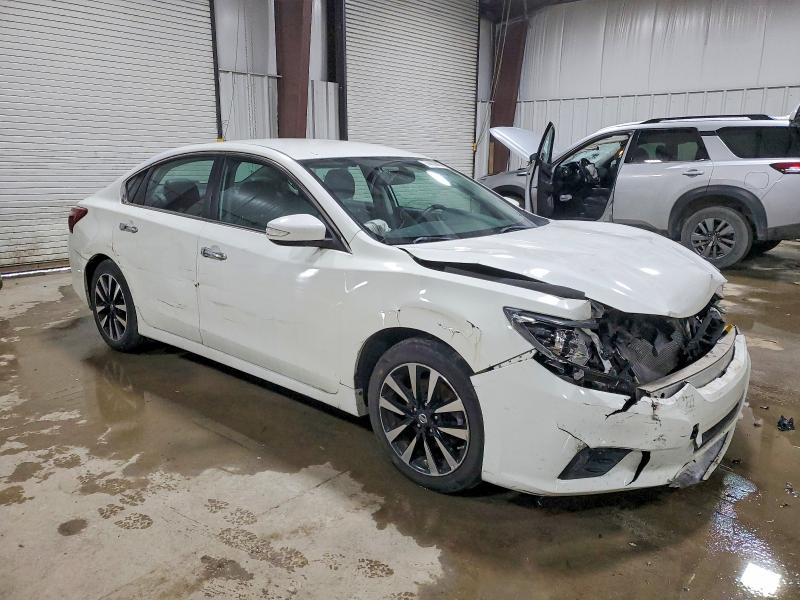 Photo 4 from auction – 2018 NISSAN ALTIMA with VIN 1N4AL3AP4JC130572