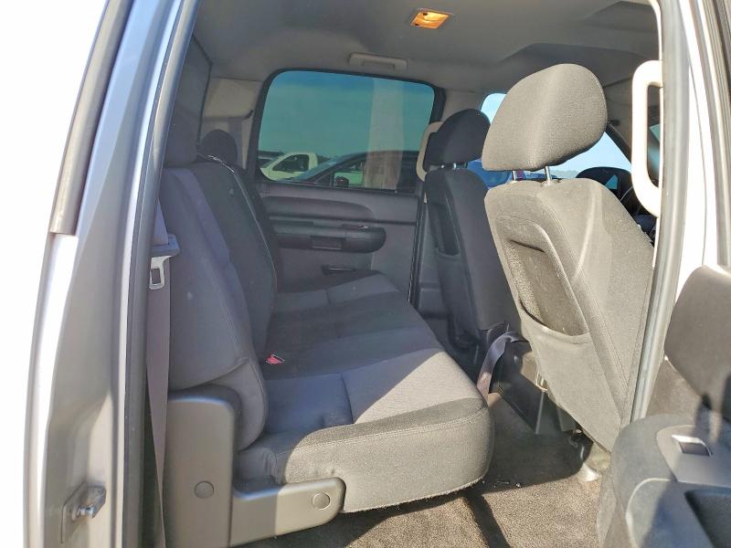 Photo 10 from auction – 2011 CHEVROLET SILVERADO with VIN 3GCPCSE04BG155790
