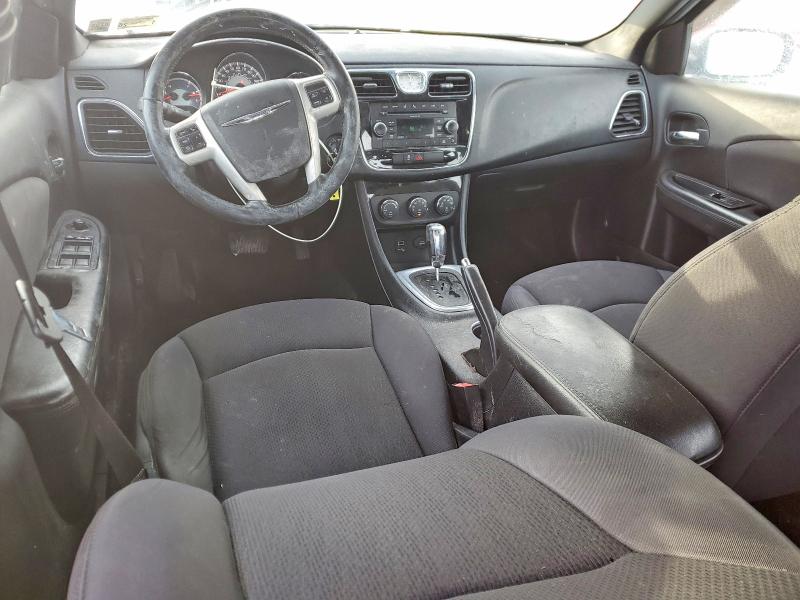 Photo 8 from auction – 2013 CHRYSLER 200 with VIN 1C3CCBBB1DN512829