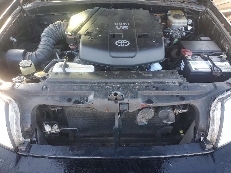 Photo 12 from auction – 2004 TOYOTA 4RUNNER SR with VIN JTEBU14R640054920