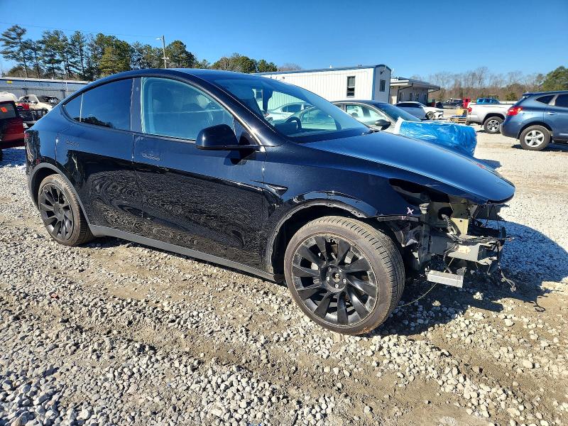 Photo 4 from auction – 2021 TESLA MODEL Y with VIN 5YJYGDEE2MF280215