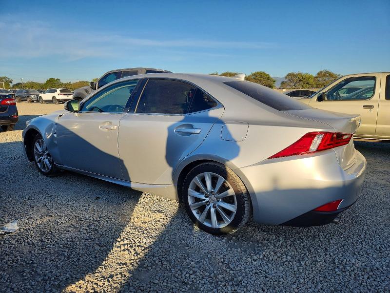 Photo 2 from auction – 2015 LEXUS IS with VIN JTHBF1D21F5074241