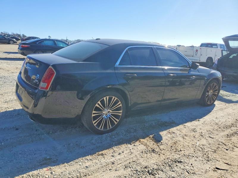 Photo 3 from auction – 2012 CHRYSLER 300 S with VIN 2C3CCABG3CH273944