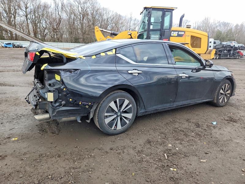 Photo 3 from auction – 2019 NISSAN ALTIMA SV with VIN 1N4BL4DV2KC123433