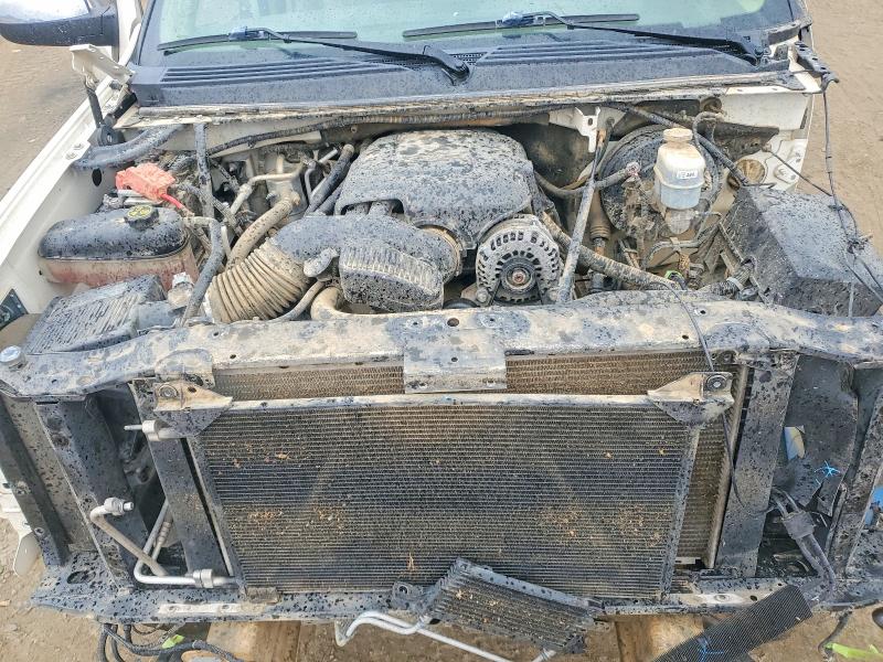 Photo 12 from auction – 2013 CHEVROLET TAHOE with VIN 1GNSKCE01DR370170