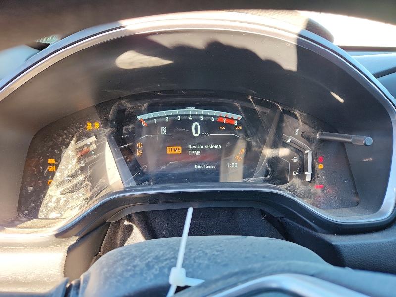 صورة رقم 9 من المزاد - 2017 HONDA CR-V مع VIN 7FARW1H50HE030353