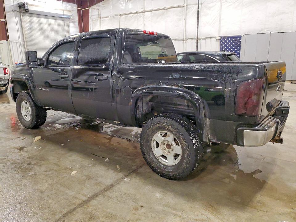 Photo 2 from auction – 2010 CHEVROLET SILVERADO with VIN 3GCRKSE34AG255859