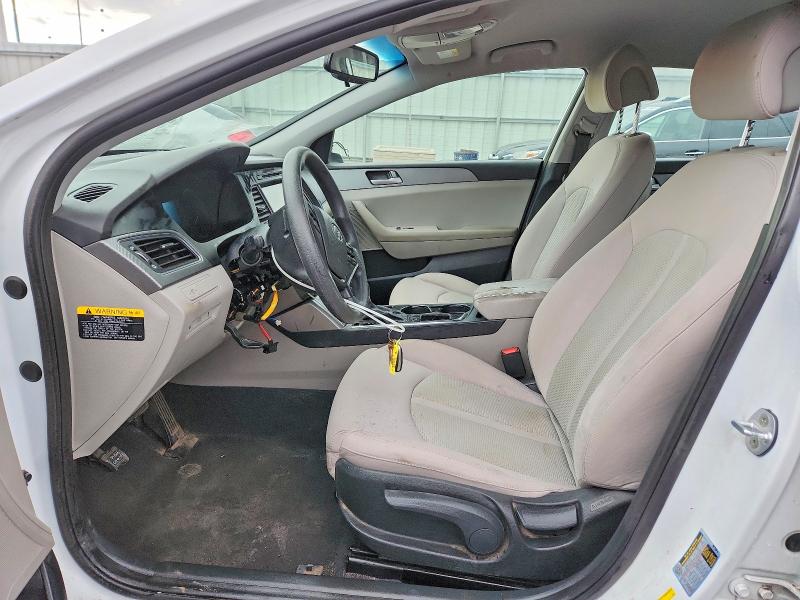 Photo 7 from auction – 2016 HYUNDAI SONATA SE with VIN 5NPE24AF6GH357545