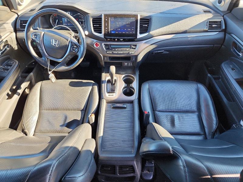 Снимка 8 от търг – 2017 HONDA RIDGELINE с VIN 5FPYK3F67HB003170