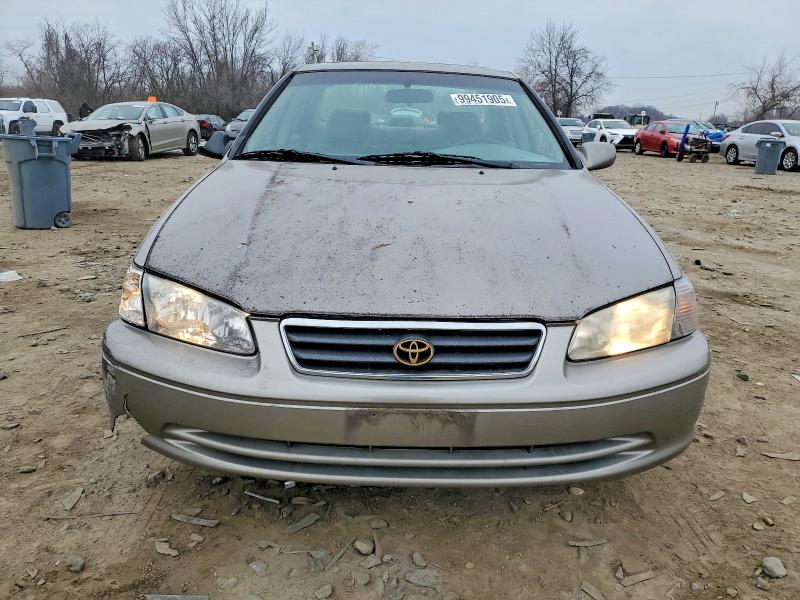 Photo 5 from auction – 2001 TOYOTA CAMRY LE with VIN 4T1BF28K11U119643