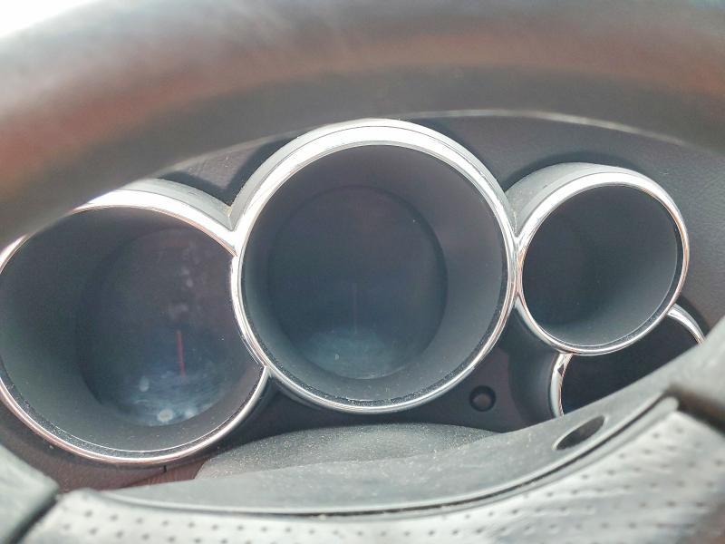 Фото 9 с аукциона – 2005 TOYOTA COROLLA MATRIX с VIN 2T1KR32E05C911905