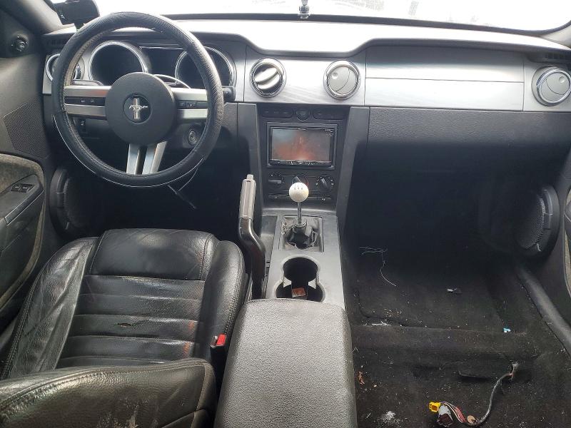 Photo 8 from auction – 2005 FORD MUSTANG with VIN 1ZVHT82H655205339