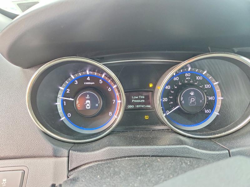Photo 9 from auction – 2011 HYUNDAI SONATA with VIN 5NPEC4AC2BH192363