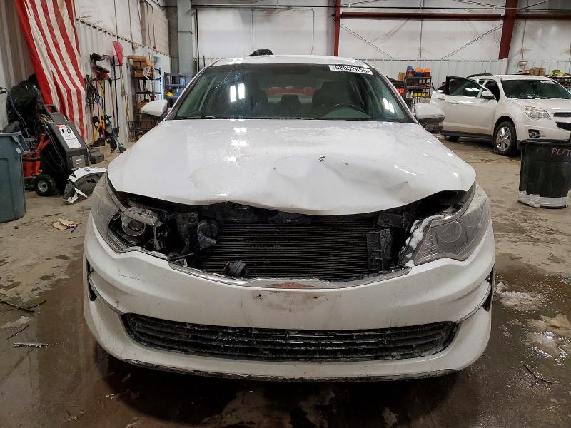 Photo 5 from auction – 2016 KIA OPTIMA EX with VIN 5XXGU4L33GG018212