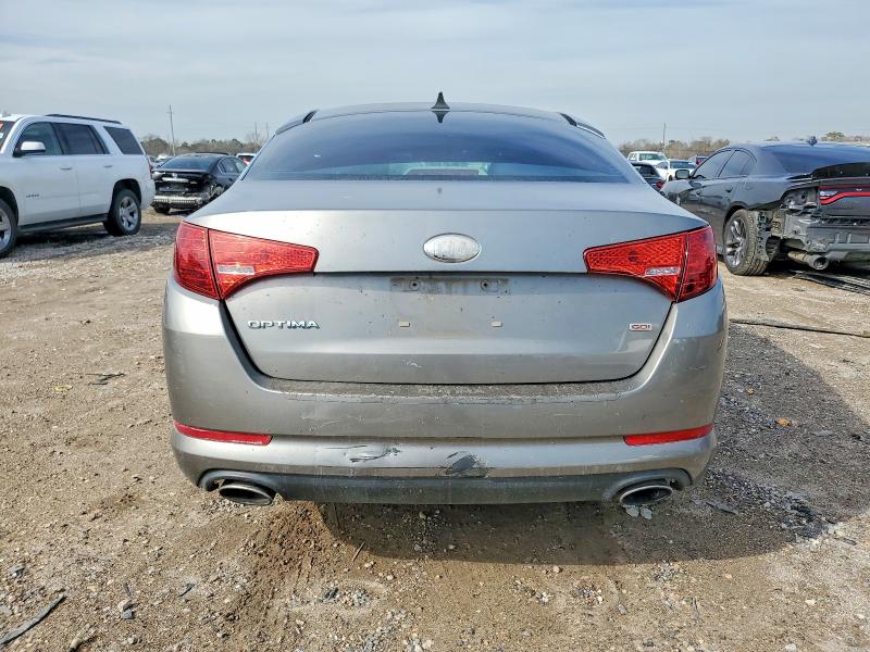 Photo 6 from auction – 2013 KIA OPTIMA with VIN 5XXGM4A72DG194203