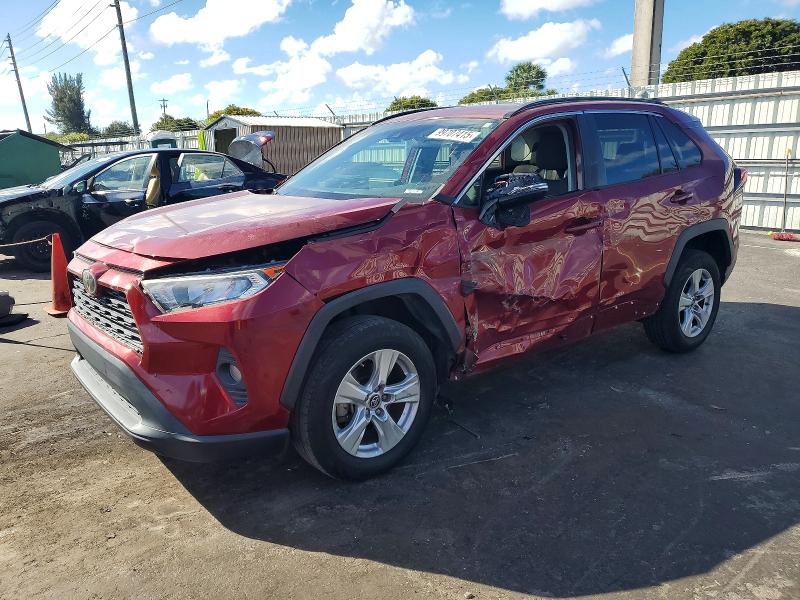 Photo 1 from auction – 2019 TOYOTA RAV4 XLE with VIN 2T3W1RFVXKW033827