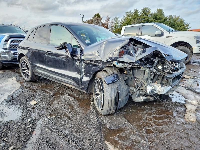 Photo 4 from auction – 2023 PORSCHE MACAN BASE with VIN WP1AA2A52PLB03452