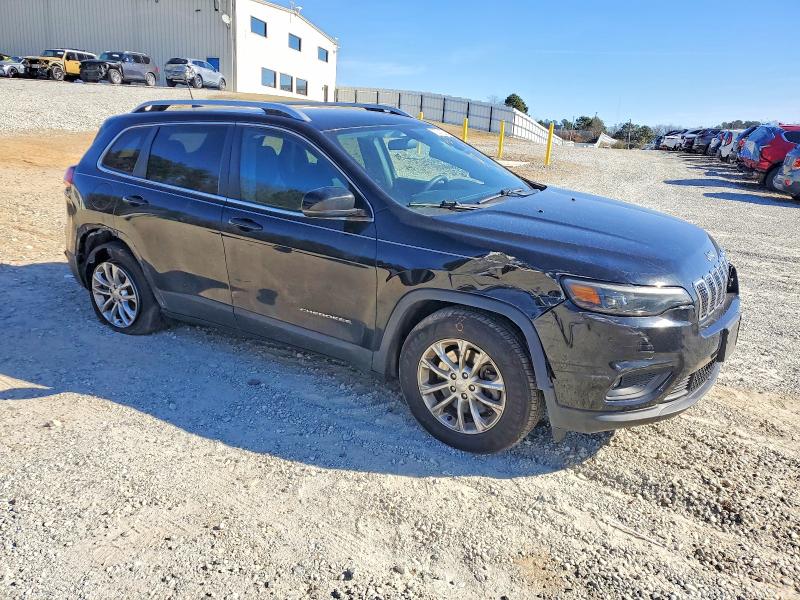 Photo 4 from auction – 2019 JEEP CHEROKEE with VIN 1C4PJMCB8KD364890